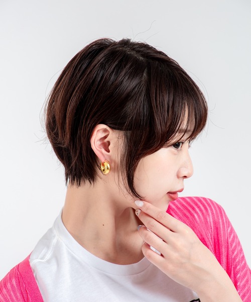 TOM WOOD（トムウッド）の「【TOMWOOD】Sphere Hoops シルバー ピアス　ユニセックス（ピアス（両耳用）・レディース・ゴールド・FREE）」の8枚目の写真