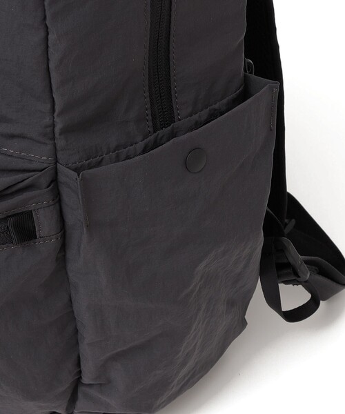 Filer(フィレール)の「Filer:〈撥水加工/軽量〉SIWA バックパック TS-002◇(バックパック/リュック・メンズ・ブラック/グレー・ONE SIZE)」の17枚目の写真