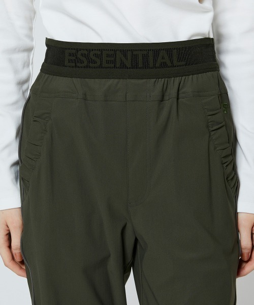 ESSENTIAL(エッセンシャル)の「メリルハイテンション ジョガーパンツ(その他パンツ・レディース・ベージュ/ブラック/カーキ・38/36/34)」の19枚目の写真