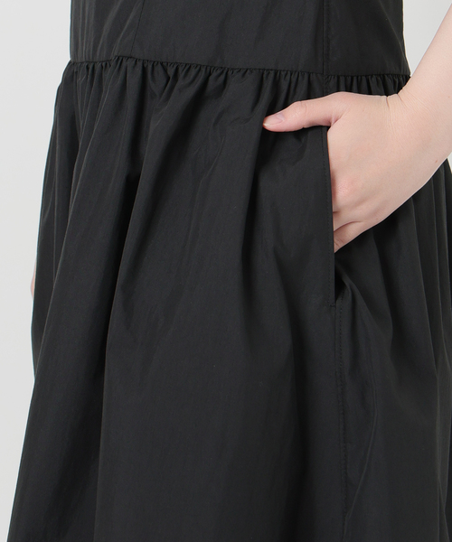 La TOTALITE(ラトータリテ)の「【SAORI TANABE × La Totalite】Robe de Soiree(ワンピース・レディース・ボルドー/ブラック・36/38)」の14枚目の写真