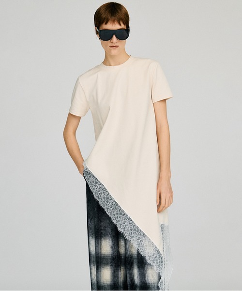 PRANK PROJECT（プランクプロジェクト）の「【2026Autumn Pre-Order】アシンメトリーレースヘムTシャツ / Asymmetric Lace Hem T-Shirt（Tシャツ/カットソー・レディース・カーキ/アイボリー/ブラック・FREE）」の2枚目の写真