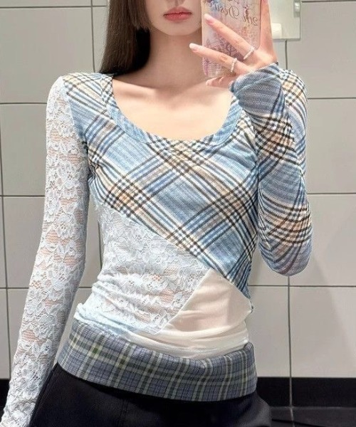AVYL(アヴィル)の「レース切り替えチェック柄タイトUネックトップス(Tシャツ/カットソー・レディース・ブルー・M)」の7枚目の写真