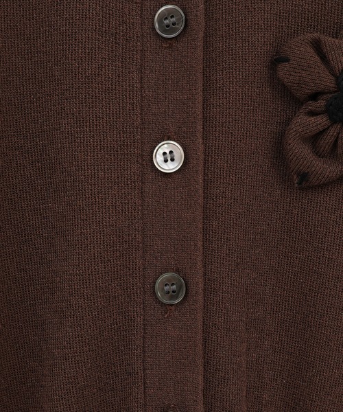 CLANE(クラネ)の「【CLANE/クラネ】FLOWER MOTIF KNIT CARDIGAN/フラワーモチーフニットカーディガン(カーディガン/ボレロ・レディース・ブラック/ブラウン/イエロー・1/2)」の7枚目の写真