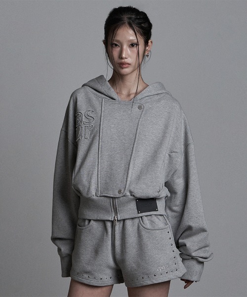 as you are(アズユーアー)の「◇ASYOUARE◇ブランド直輸入正規品/HIDE クロップド ジップアップ フーディー HIDE CROP HOOD ZIP-UP(パーカー・レディース・チャコール/グレー・FREE)」の4枚目の写真