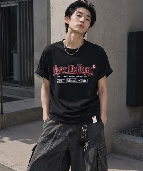 GRAVER ORDINARY（グレイバーオーディナリー）の「[ODNR UNISEX]ネイバー ダイ ヤング 半袖Tシャツ_BLACK（Tシャツ/カットソー・レディース・ブラック・MEDIUM/LARGE）」の3枚目の写真