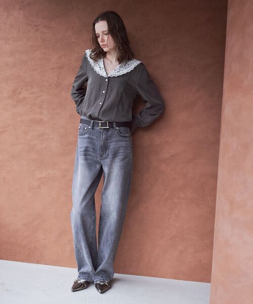 YECCA VECCA(イェッカヴェッカ)の「ルーズストレートデニム(デニムパンツ・レディース・グレー/インディゴブルー・M/S)」の4枚目の写真