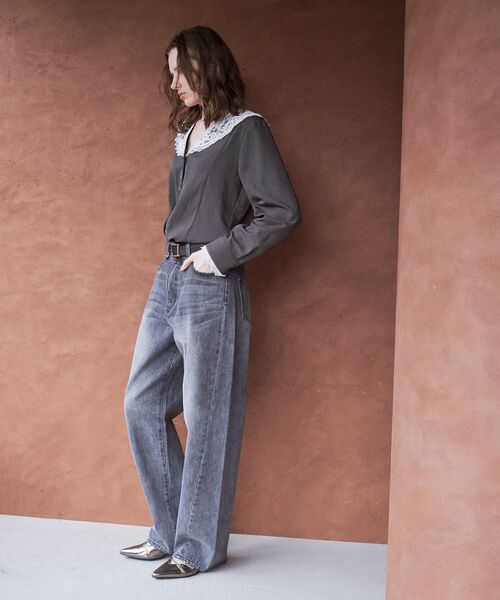YECCA VECCA(イェッカヴェッカ)の「ルーズストレートデニム(デニムパンツ・レディース・グレー/インディゴブルー・M/S)」の5枚目の写真