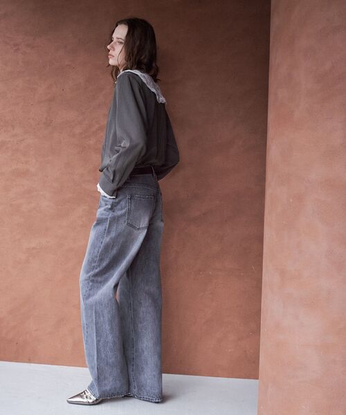 YECCA VECCA(イェッカヴェッカ)の「ルーズストレートデニム(デニムパンツ・レディース・グレー/インディゴブルー・M/S)」の7枚目の写真