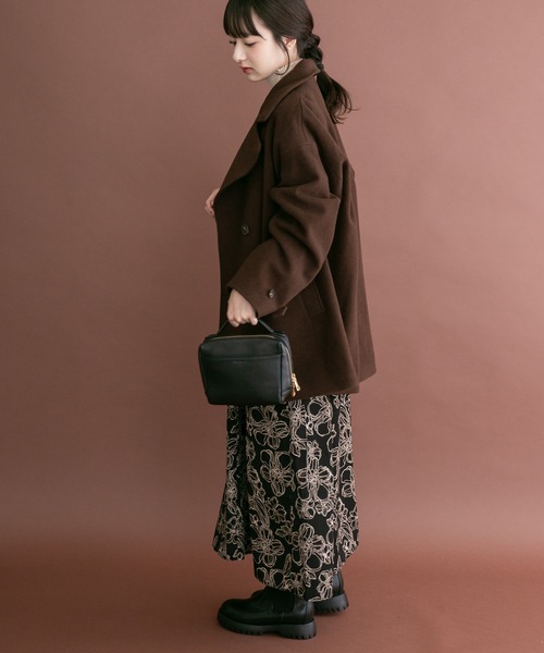 ITEMS URBANRESEARCH（アイテムズ アーバンリサーチ）の「尾州ウールミドルジャケット（ピーコート・レディース・オフホワイト/ネイビー/ブラウン・FREE）」の8枚目の写真