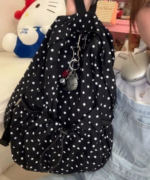 HAILY（ヘイリー）の「ドット柄ドロストバックパック/リュック/A4サイズ対応（バックパック/リュック・レディース・ブラック/ホワイト・FREE）」の4枚目の写真