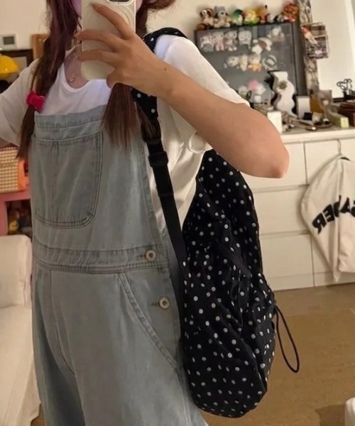 HAILY（ヘイリー）の「ドット柄ドロストバックパック/リュック/A4サイズ対応（バックパック/リュック・レディース・ブラック/ホワイト・FREE）」の5枚目の写真