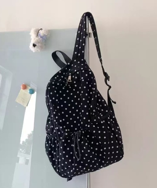 HAILY（ヘイリー）の「ドット柄ドロストバックパック/リュック/A4サイズ対応（バックパック/リュック・レディース・ブラック/ホワイト・FREE）」の3枚目の写真