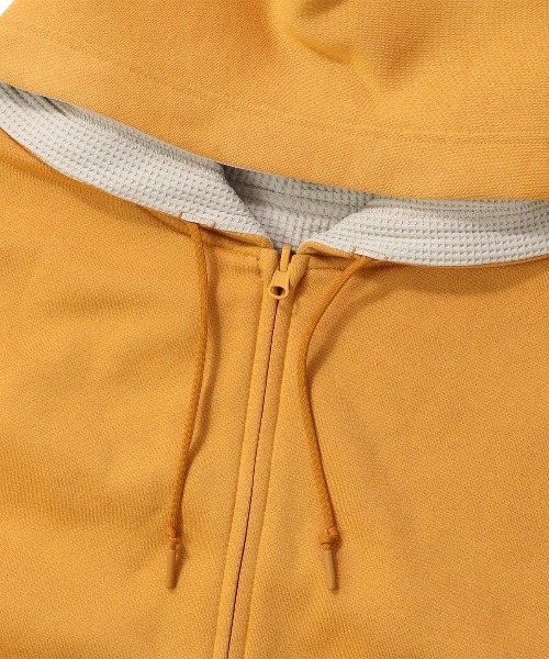 DAIWA PIER39(ダイワピア39)の「DAIWA PIER39 TECH SWEAT DOUBLE FACE PARKA ダイワピア39 テックスウェットダブルフェイスパーカ(パーカー・メンズ・ブラック/ヘザーグレー/イエロー/ライトブラウン・MEDIUM/SMALL/LARGE)」の10枚目の写真