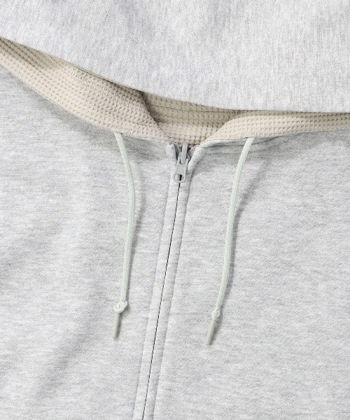 DAIWA PIER39(ダイワピア39)の「DAIWA PIER39 TECH SWEAT DOUBLE FACE PARKA ダイワピア39 テックスウェットダブルフェイスパーカ(パーカー・メンズ・ブラック/ヘザーグレー/イエロー/ライトブラウン・MEDIUM/SMALL/LARGE)」の15枚目の写真