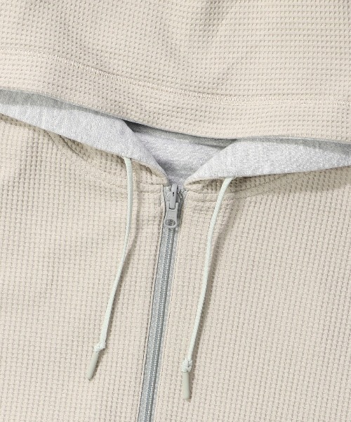 DAIWA PIER39(ダイワピア39)の「DAIWA PIER39 TECH SWEAT DOUBLE FACE PARKA ダイワピア39 テックスウェットダブルフェイスパーカ(パーカー・メンズ・ブラック/ヘザーグレー/イエロー/ライトブラウン・MEDIUM/SMALL/LARGE)」の17枚目の写真