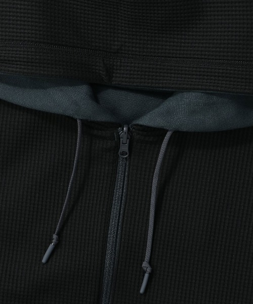 DAIWA PIER39(ダイワピア39)の「DAIWA PIER39 TECH SWEAT DOUBLE FACE PARKA ダイワピア39 テックスウェットダブルフェイスパーカ(パーカー・メンズ・ブラック/ヘザーグレー/イエロー/ライトブラウン・MEDIUM/SMALL/LARGE)」の20枚目の写真