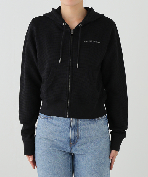 GUESS JEANS(ゲスジーンズ)の「GUESS JEANS / ゲス ジーンズ STAR PRINT WAFFLE HOODIE(パーカー・レディース・ブラック・SMALL)」の11枚目の写真
