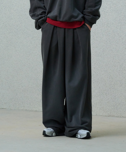 DESIRED(デシレッド)の「スプレーワイドスウェットパンツ-FESK7201B09(スウェットパンツ・レディース・ダークグレー・MEDIUM/LARGE/X-LARGE)」の1枚目の写真