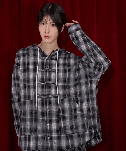 Nora Lily(ノラリリー)の「【Nora Lily】Fade Check China Shirt Hoodie(シャツ/ブラウス・レディース・ベージュ/ブラック・FREE)」の3枚目の写真