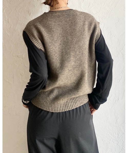 She's Closet(シーズクローゼット)の「クルーネック長袖 リブシアートップス ロングTシャツ(Tシャツ/カットソー・レディース・アイボリー/ブラウン/ブラック/オフホワイト・FREE)」の17枚目の写真