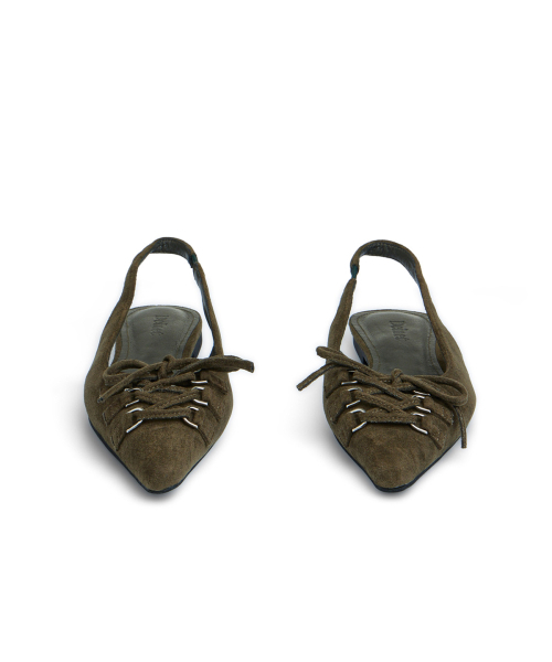 DEINET（ダイニット）の「FAUX SUEDE BUCKLE SLINGBACKS IN KHAKI（サンダル・レディース・その他・23cm/24cm/25cm）」の2枚目の写真