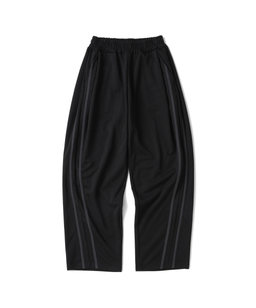 KNITTED(ニッティド)の「カーブライン トレーニングパンツ ブラック(スウェットパンツ・メンズ・その他・MEDIUM/LARGE/X-LARGE)」の2枚目の写真