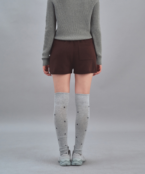 Rest&Recreation(レストアンドレクリエーション)の「LOW RISE KNIT SHORTS - BROWN(その他パンツ・メンズ・その他・SMALL/MEDIUM)」の4枚目の写真