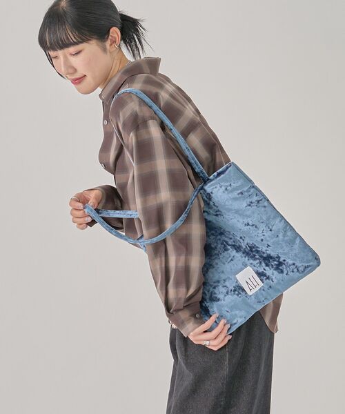 AMERICAN HOLIC(アメリカンホリック)の「【ホリホリ】スクエアトートバッグ(トートバッグ・レディース・レオパード/チャコールグレー/ピンク/ゴールド/ブラック/シルバー/ブルー・FREE)」の12枚目の写真