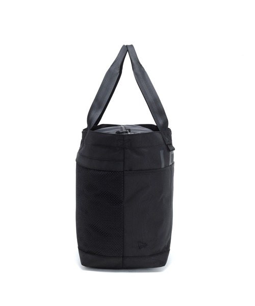 NEW ERA(ニューエラ)の「Gym Tote Bag(トートバッグ・メンズ・ブラック・FREE)」の4枚目の写真