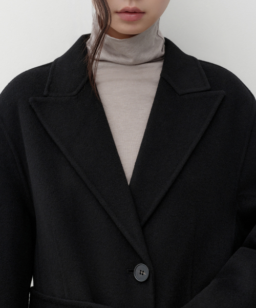 MUSINSA STANDARD WOMAN（ムシンサスタンダードウーマン）の「ウィメンズカシミヤブレンドハンドメイドチェスターローブコート[ブラック]（チェスターコート・レディース・その他・LARGE/MEDIUM/SMALL/X-SMALL）」の4枚目の写真