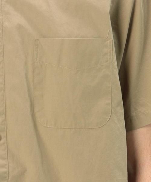 green label relaxing（グリーンレーベルリラクシング）の「KC SPM TY/W BIG/BAND S/S シャツ◆（シャツ/ブラウス・メンズ・ホワイト/ベージュ・SMALL/MEDIUM/LARGE）」の3枚目の写真