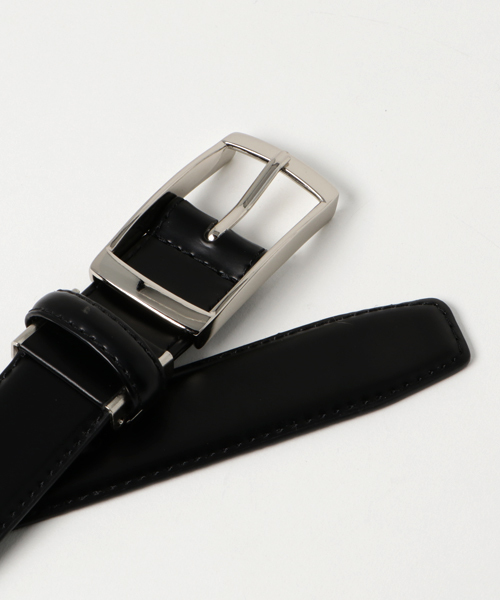 THE SUIT COMPANY（ザ・スーツカンパニー）の「シルバーバックル レザーベルト（ベルト・メンズ・ブラック・FREE）」の2枚目の写真