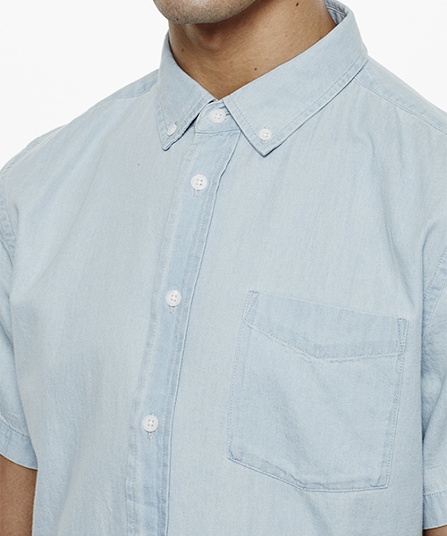 Saturdays NYC（サタデーズ ニューヨークシティ ）の「Esquina Denim Short Sleeve Shirt（シャツ/ブラウス・メンズ・ブルー系その他3/ブルー系その他・X-SMALL/M/S/L/X-LARGE）」の6枚目の写真