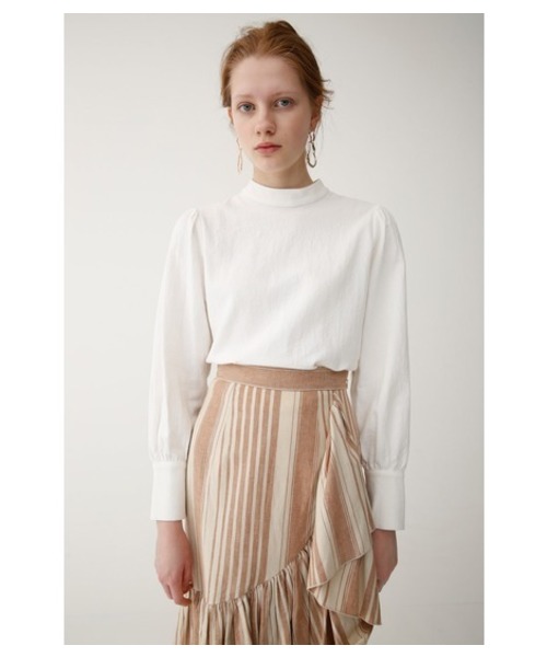 MOUSSY（マウジー）の「PUFF SLEEVE BLOUSE（Tシャツ/カットソー・レディース・ホワイト/ライトブルー/ブラック/ライトブラウン・FREE）」の2枚目の写真