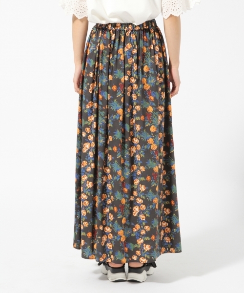 LOWRYS FARM（ローリーズファーム）の「レインスプーナー／マキシスカート　785282（スカート・レディース・ブラック/グリーン/レッド・FREE）」の4枚目の写真