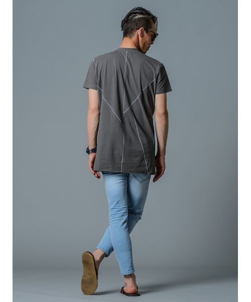 REGIEVO(レジエボ)の「【REGIEVO】デジタル切り替えTシャツ ビックシルエット(Tシャツ/カットソー・メンズ・ホワイト/ブラック/グレー・MEDIUM/LARGE/X-LARGE/SMALL)」の10枚目の写真