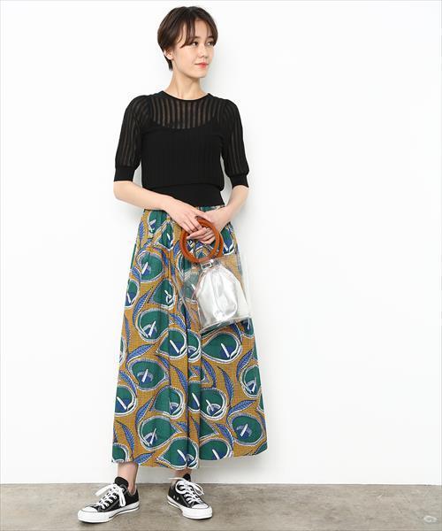 ADAM ET ROPE'(アダムエロペ)の「ウエストマークニットプリーツプルオーバー(ニット/セーター・レディース・ブラック/キャメル・FREE)」の15枚目の写真