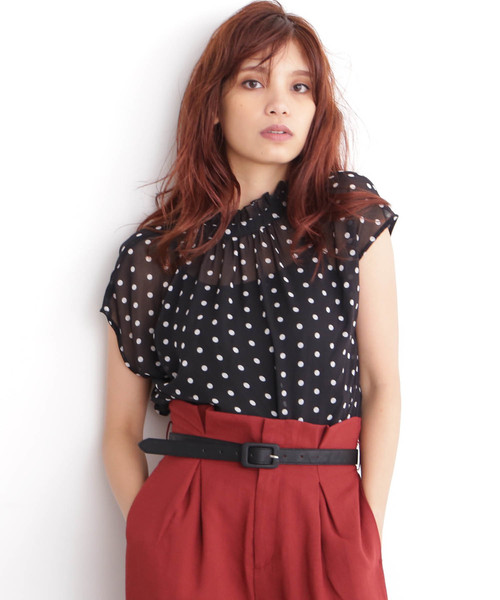 FREE'S MART（フリーズマート）の「２ＷＡＹフリルネックブラウス（シャツ/ブラウス・レディース・ブラック系その他/ダークベージュ/ベージュ系その他/ブラック系その他2・FREE）」の7枚目の写真