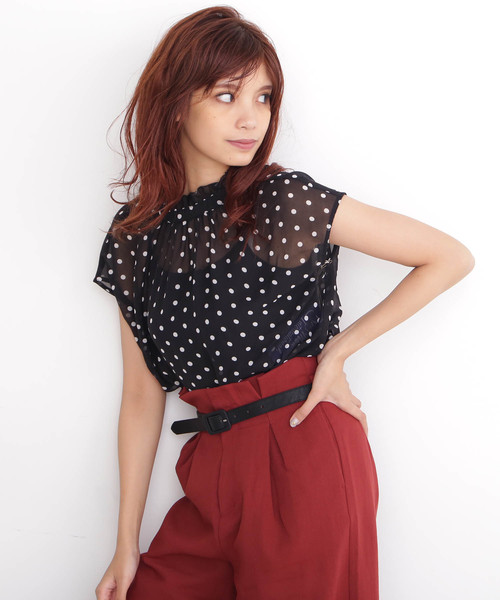 FREE'S MART（フリーズマート）の「２ＷＡＹフリルネックブラウス（シャツ/ブラウス・レディース・ブラック系その他/ダークベージュ/ベージュ系その他/ブラック系その他2・FREE）」の8枚目の写真