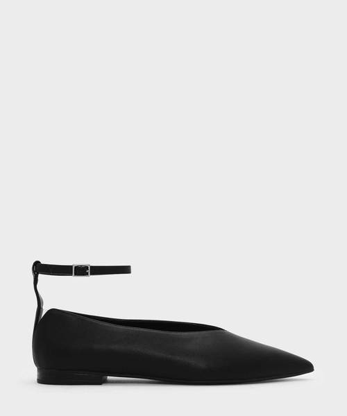 CHARLES & KEITH(チャールズ & キース)の「Vトップラインアンクルストラップフラット / V TOPLINE ANKLE STRAP FLATS(バレエシューズ・レディース・ブラック/グリーン/バーガンディー・22.5cm/23cm/23.5cm/24.5cm/25cm)」の2枚目の写真