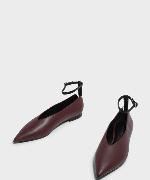CHARLES & KEITH(チャールズ & キース)の「Vトップラインアンクルストラップフラット / V TOPLINE ANKLE STRAP FLATS(バレエシューズ・レディース・ブラック/グリーン/バーガンディー・22.5cm/23cm/23.5cm/24.5cm/25cm)」の17枚目の写真