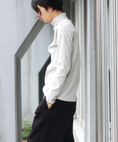 Confirm(コンファーム)の「Confirm / コンファーム 長袖テレコタートルネックTシャツ(Tシャツ/カットソー・メンズ・ホワイト/ブラック/ネイビー/グレー・M/L/XL)」の12枚目の写真