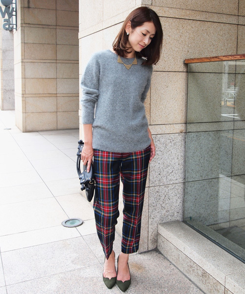 BEAUTY&YOUTH UNITED ARROWS（ビューティーアンドユースユナイテッドアローズ）の「BYTU ファーカシミヤ二ットプルオーバー ◆（ニット/セーター・レディース・グレー/レッド/ロイヤルブルー・フリー）」の10枚目の写真