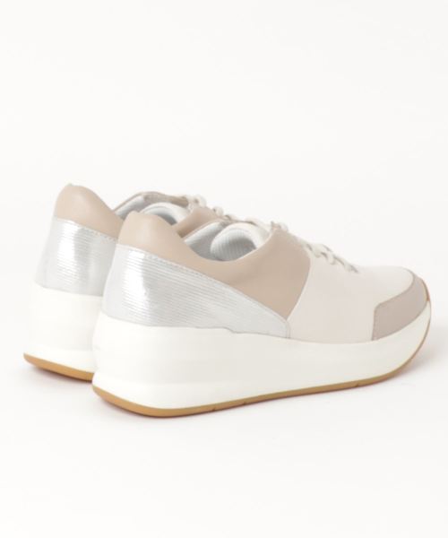 ANYO(エーエヌワイオー)の「〈ANYO (エーエヌワイオー)〉 厚底スニーカー(スニーカー・レディース・ブラック/カモフラージュ/ホワイト・22.5cm/23.5cm/24.5cm/23.0cm/24.0cm)」の9枚目の写真