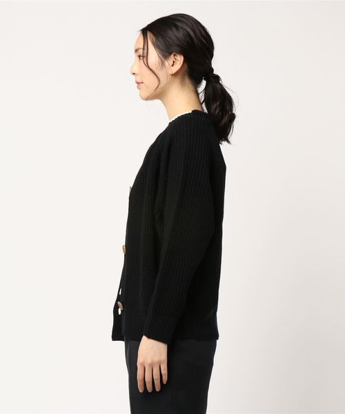 KOBE LETTUCE（コウベレタス）の「ドルマンスリーブVネックニットカーディガン（カーディガン/ボレロ・レディース・ブラック/ベージュ/オフホワイト/イエロー・FREE）」の5枚目の写真