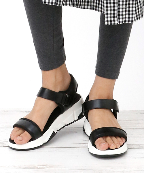 attagirl（アタガール）の「厚底 ソール アンクルベルト スポーツ サンダル（サンダル・レディース・ホワイト/ピンク/ブラック・L/M/LL/S）」の3枚目の写真