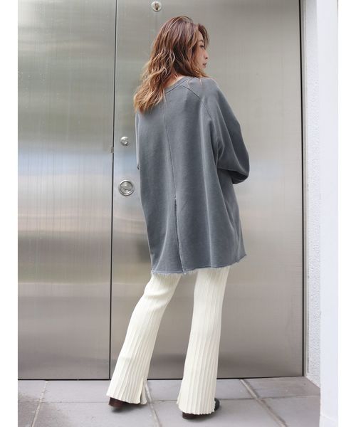 Ungrid（アングリッド）の「ランダムリブニットフレアパンツ（その他パンツ・レディース・ブラック/オフホワイト/モカ・FREE）」の4枚目の写真