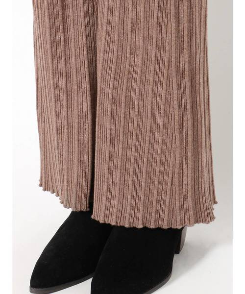 Ungrid（アングリッド）の「ランダムリブニットフレアパンツ（その他パンツ・レディース・ブラック/オフホワイト/モカ・FREE）」の16枚目の写真