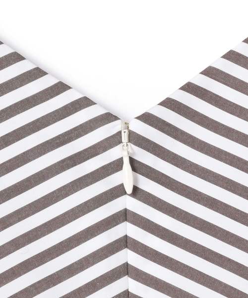 ESTNATION（エストネーション）の「ESTNATION / カメリアストライプノースリーブワンピース（ワンピース・レディース・ブラウン系その他・36/38）」の8枚目の写真