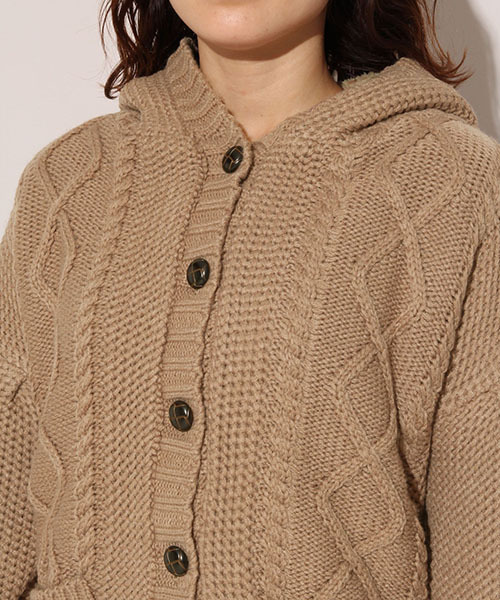 apres jour（アプレジュール）の「裏ボアケーブルフードニットアウター【ZOZOTOWN限定アイテム】19AW★（その他アウター・レディース・ダークブラウン/ベージュ/モカ・フリー）」の8枚目の写真